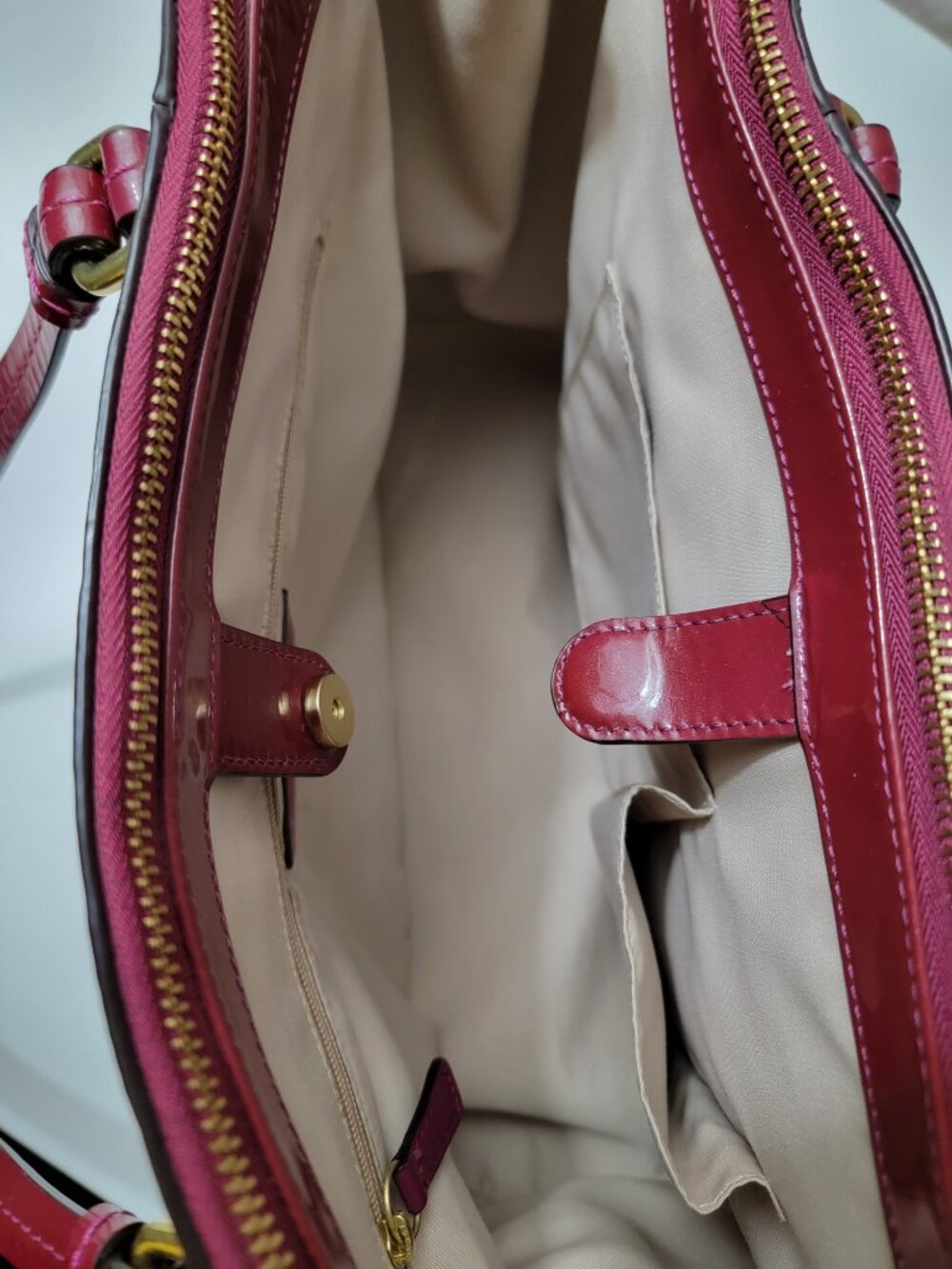 Coach Peyton Op Art Patent Leather Jordan Carryall Passion Berry Red Satchel - Picture 8 of 12